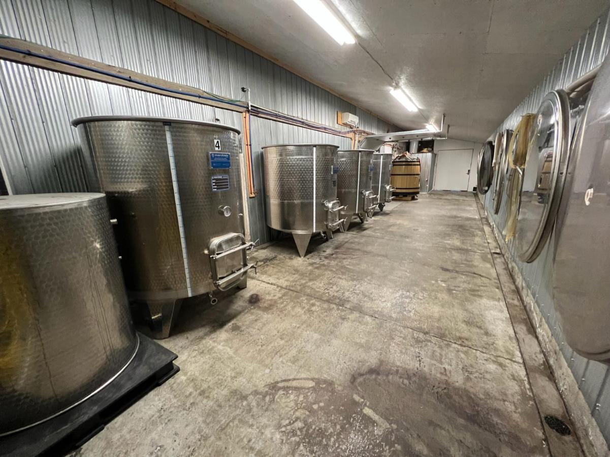 Similkameen Wild Resort & Winery Retreat Osoyoos Εξωτερικό φωτογραφία