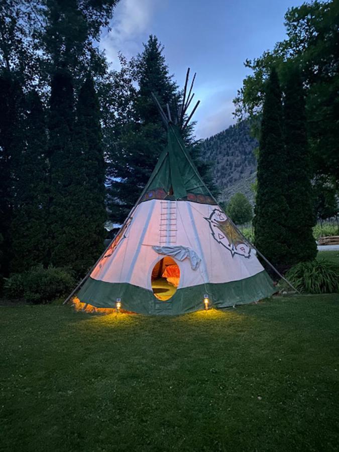 Similkameen Wild Resort & Winery Retreat Osoyoos Εξωτερικό φωτογραφία
