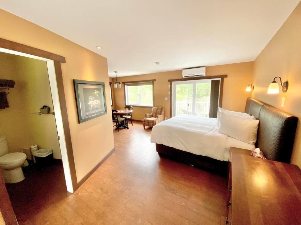 Similkameen Wild Resort & Winery Retreat Osoyoos Εξωτερικό φωτογραφία