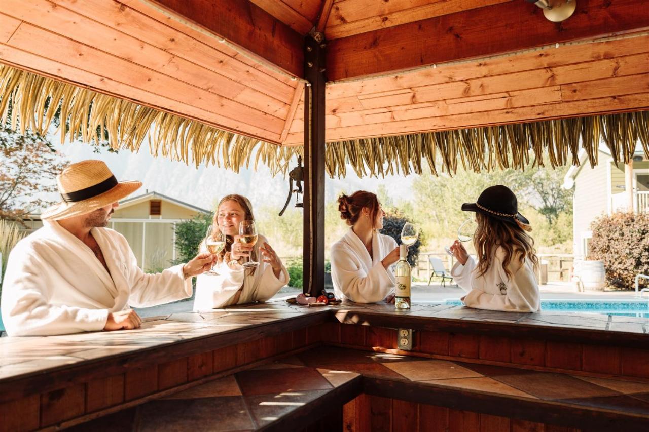 Similkameen Wild Resort & Winery Retreat Osoyoos Εξωτερικό φωτογραφία