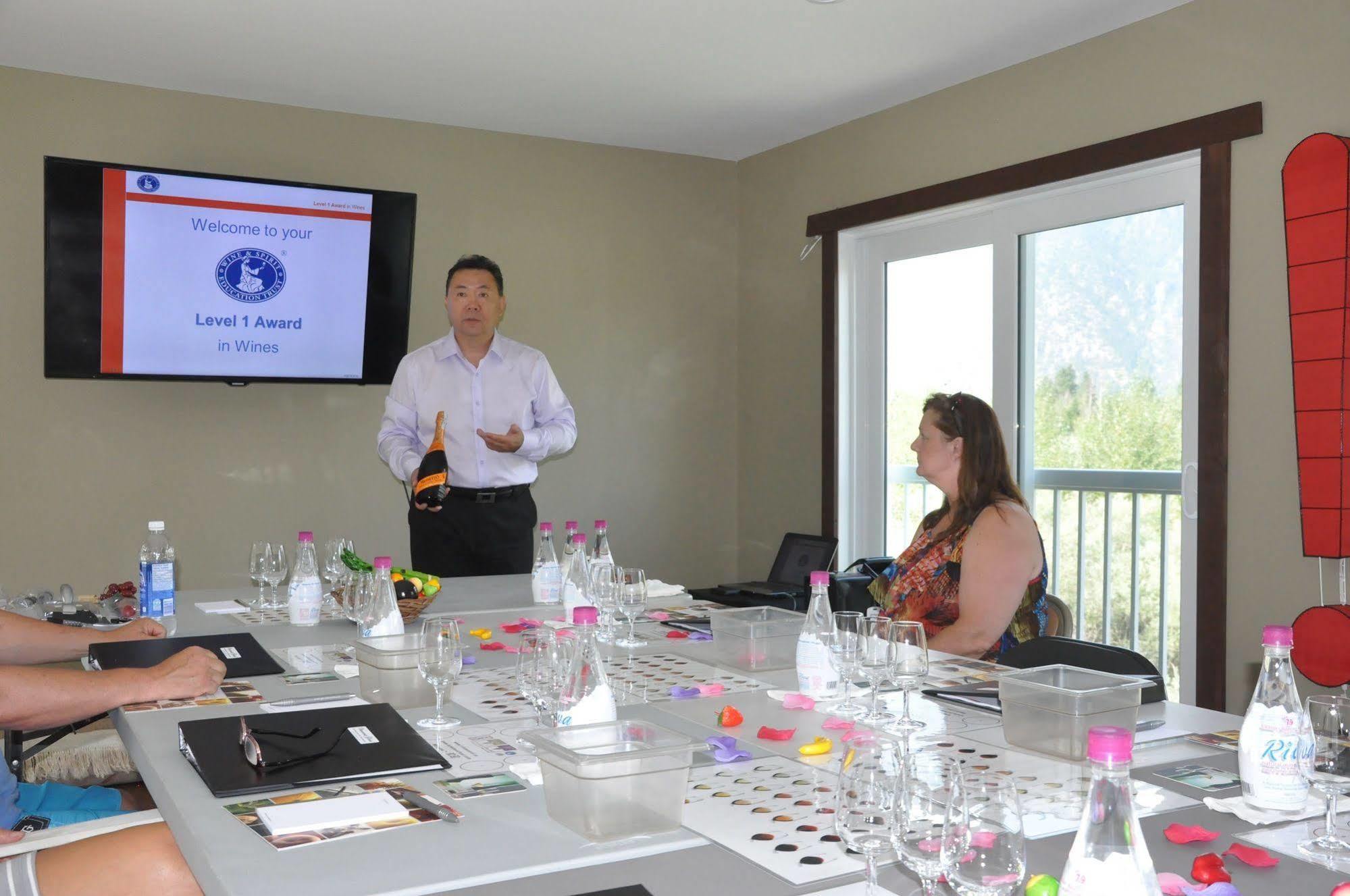 Similkameen Wild Resort & Winery Retreat Osoyoos Εξωτερικό φωτογραφία